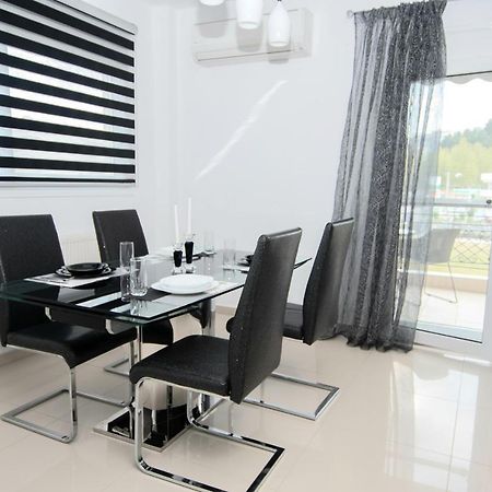 Mistral Luxury Living Lejlighedshotel Néa Péramos Eksteriør billede