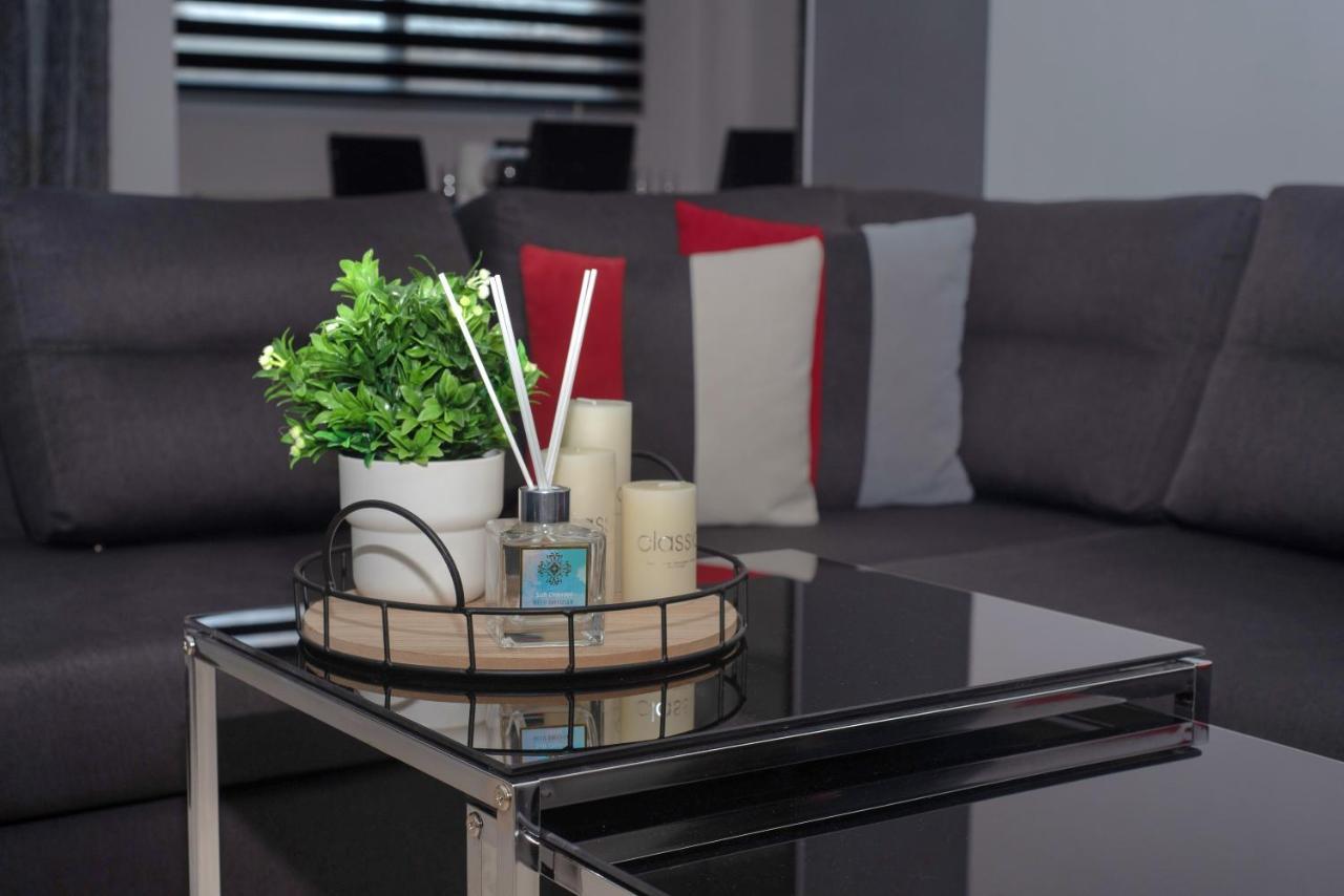 Mistral Luxury Living Lejlighedshotel Néa Péramos Eksteriør billede