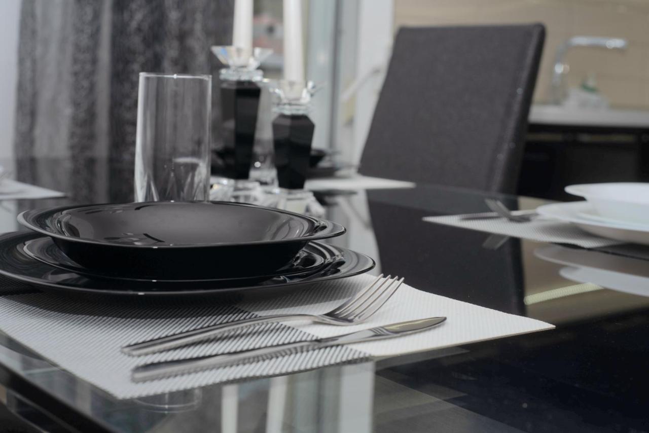 Mistral Luxury Living Lejlighedshotel Néa Péramos Eksteriør billede